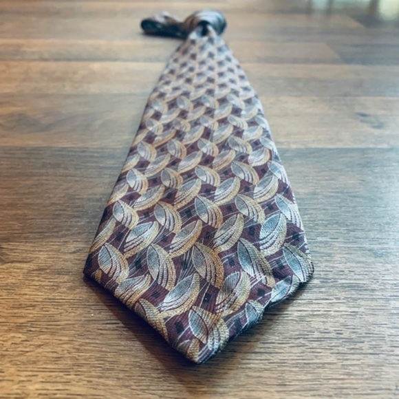 Robert Talbott “Seven Fold” Hand Made Silk Tie - Picture 5 of 8